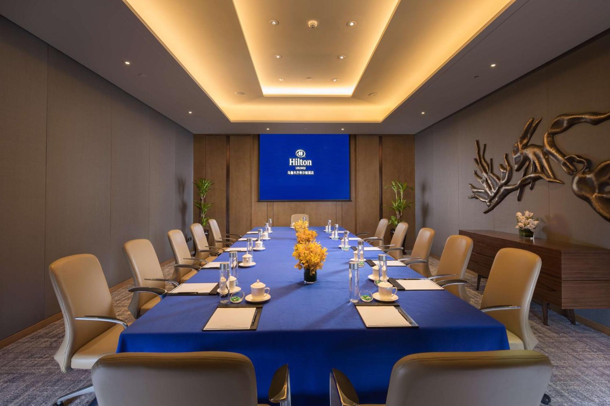 Hilton Urumczi Zewnętrze zdjęcie